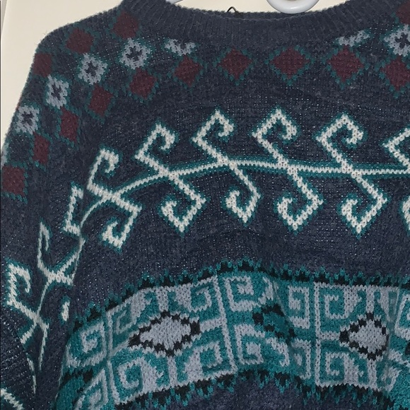 Vintage Looking Sweatshirt from Urban Outfitters - Picture 2 of 4